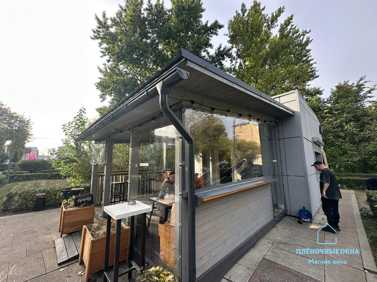 Фотографии галереи